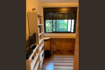 Apartamento à venda com 160m², 3 quartos e 2 vagasQuarto 3