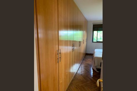 Apartamento à venda com 160m², 3 quartos e 2 vagasQuarto 1