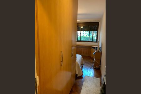 Apartamento à venda com 160m², 3 quartos e 2 vagasQuarto 2