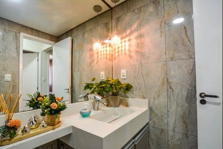 Apartamento à venda com 63m², 3 quartos e 1 vaga Apartamento à venda com 63m², 3 quartos e 1 vagaBanheiro