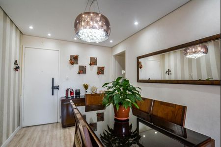 Sala de apartamento à venda com 3 quartos, 63m² em Jardim Utinga, Santo André