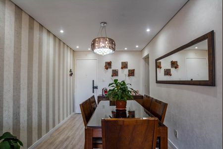 Sala de apartamento à venda com 3 quartos, 63m² em Jardim Utinga, Santo André