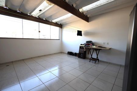 Casa à venda com 160m², 2 quartos e 2 vagas Casa à venda com 160m², 2 quartos e 2 vagasÁrea de Serviço e Churrasqueira