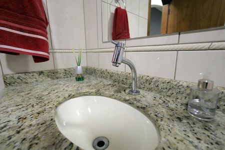 Casa à venda com 160m², 2 quartos e 2 vagas Casa à venda com 160m², 2 quartos e 2 vagasLavabo