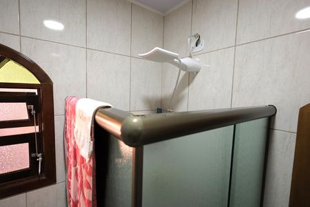 Casa à venda com 160m², 2 quartos e 2 vagas Casa à venda com 160m², 2 quartos e 2 vagasBanheiro