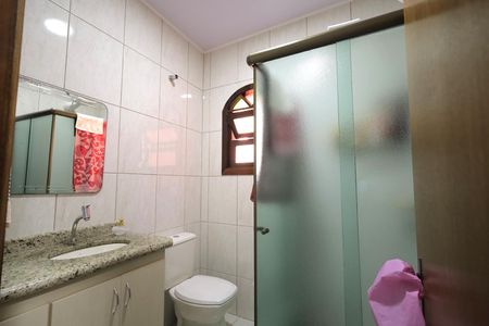 Casa à venda com 160m², 2 quartos e 2 vagas Casa à venda com 160m², 2 quartos e 2 vagasBanheiro