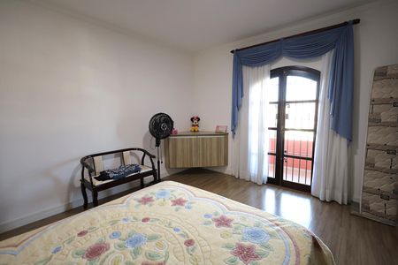 Casa à venda com 160m², 2 quartos e 2 vagas Casa à venda com 160m², 2 quartos e 2 vagasQuarto 1