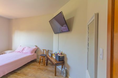 Casa à venda com 160m², 4 quartos e 2 vagasQuarto