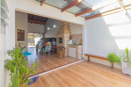 Casa à venda com 160m², 4 quartos e 2 vagasVaranda gourmet