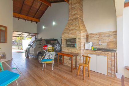 Casa à venda com 160m², 4 quartos e 2 vagasVaranda gourmet