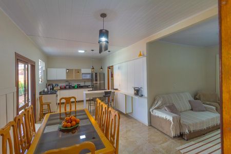 Casa à venda com 160m², 4 quartos e 2 vagasSala/Cozinha