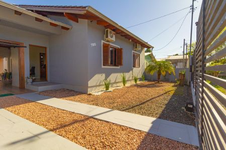 Casa à venda com 160m², 4 quartos e 2 vagasJardim