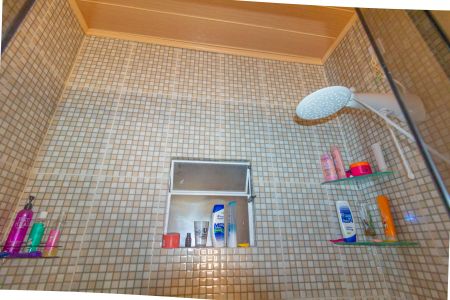 Casa à venda com 160m², 4 quartos e 2 vagasBanheiro