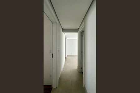 Apartamento à venda com 71m², 2 quartos e 2 vagasCorredor