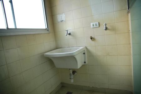 Apartamento para alugar com 57m², 2 quartos e 1 vagaÁrea de Serviço