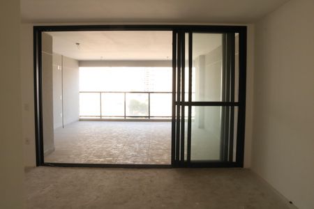 Sala de apartamento à venda com 3 quartos, 132m² em Vila Romana, São Paulo