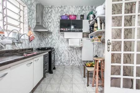 Casa à venda com 5 quartos, 260m² em Cambuci, São Paulo