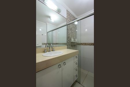 Apartamento à venda com 52m², 1 quarto e 2 vagas Apartamento à venda com 52m², 1 quarto e 2 vagasBanheiro