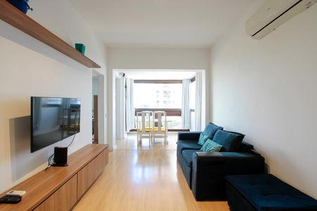 Sala de apartamento à venda com 1 quarto, 52m² em Barra da Tijuca, Rio de Janeiro