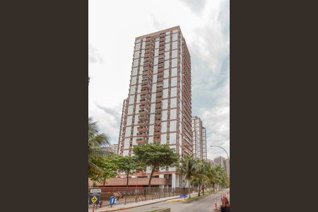 Apartamento à venda com 52m², 1 quarto e 2 vagas Apartamento à venda com 52m², 1 quarto e 2 vagasFachada do bloco