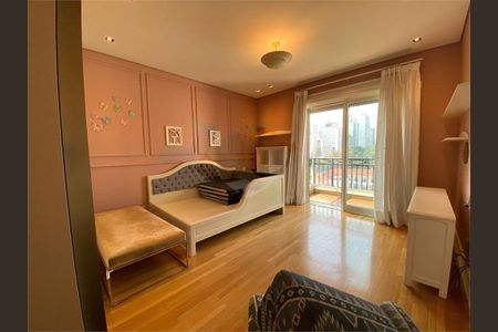 Apartamento à venda com 502m², 4 quartos e 5 vagas