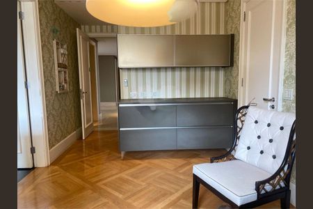 Apartamento à venda com 502m², 4 quartos e 5 vagas