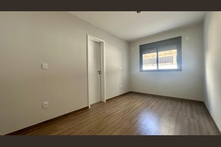 Apartamento à venda com 71m², 2 quartos e 2 vagasSuíte