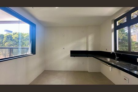 Apartamento à venda com 71m², 2 quartos e 2 vagasCozinha