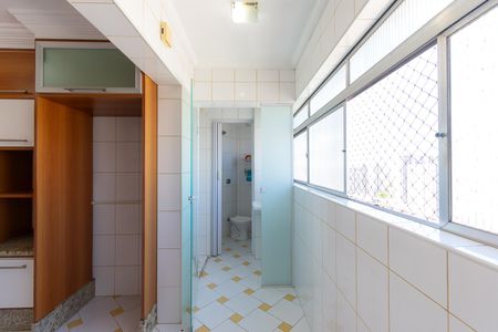 Apartamento para alugar com 89m², 2 quartos e 1 vagaÁrea de Serviço