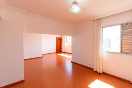 Apartamento para alugar com 89m², 2 quartos e 1 vagaSala