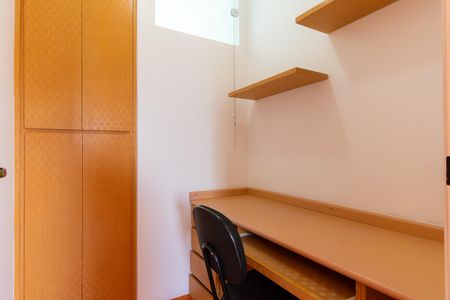 Apartamento para alugar com 89m², 2 quartos e 1 vagaEscritório