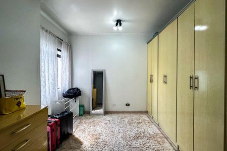 Casa à venda com 209m², 5 quartos e 2 vagas Casa à venda com 209m², 5 quartos e 2 vagasQuarto 2