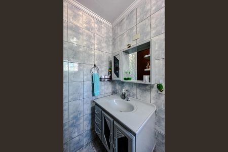 Casa à venda com 209m², 5 quartos e 2 vagas Casa à venda com 209m², 5 quartos e 2 vagasBanheiro da Suíte