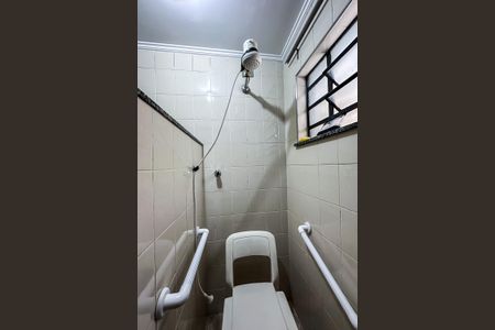 Casa à venda com 209m², 5 quartos e 2 vagas Casa à venda com 209m², 5 quartos e 2 vagasBanheiro da Suíte 2