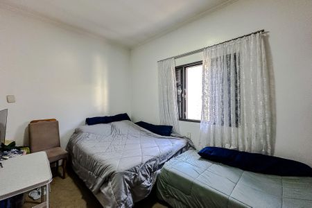 Casa à venda com 209m², 5 quartos e 2 vagas Casa à venda com 209m², 5 quartos e 2 vagasQuarto 2