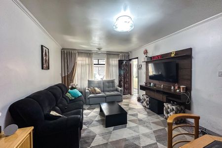 Casa à venda com 209m², 5 quartos e 2 vagas Casa à venda com 209m², 5 quartos e 2 vagasSala