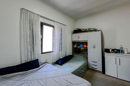 Casa à venda com 209m², 5 quartos e 2 vagas Casa à venda com 209m², 5 quartos e 2 vagasQuarto 2