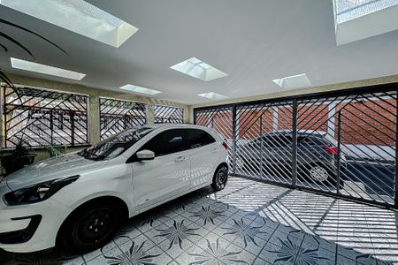 Casa à venda com 209m², 5 quartos e 2 vagas Casa à venda com 209m², 5 quartos e 2 vagasGaragem