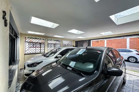 Casa à venda com 209m², 5 quartos e 2 vagas Casa à venda com 209m², 5 quartos e 2 vagasGaragem