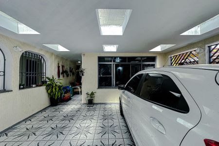 Casa à venda com 209m², 5 quartos e 2 vagas Casa à venda com 209m², 5 quartos e 2 vagasGaragem