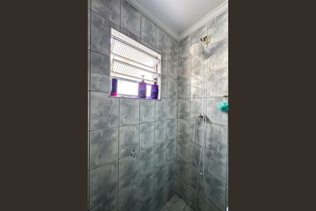 Casa à venda com 209m², 5 quartos e 2 vagas Casa à venda com 209m², 5 quartos e 2 vagasBanheiro da Suíte 1