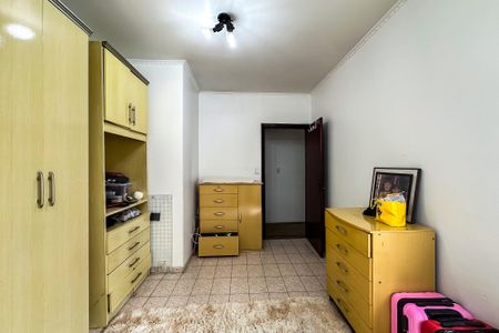 Casa à venda com 209m², 5 quartos e 2 vagas Casa à venda com 209m², 5 quartos e 2 vagasQuarto 2