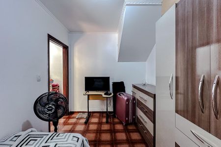 Casa à venda com 209m², 5 quartos e 2 vagas Casa à venda com 209m², 5 quartos e 2 vagasQuarto de Serviço