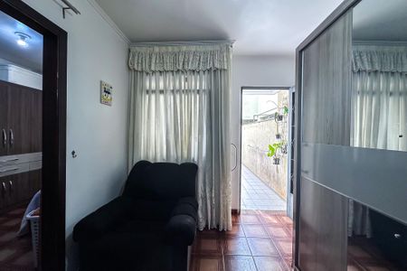 Casa à venda com 209m², 5 quartos e 2 vagas Casa à venda com 209m², 5 quartos e 2 vagasSala 2