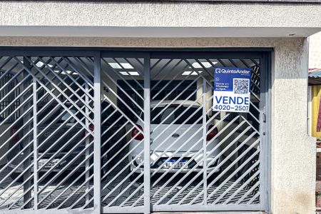 Casa à venda com 209m², 5 quartos e 2 vagas Casa à venda com 209m², 5 quartos e 2 vagasPlaca