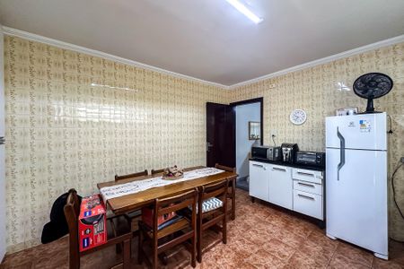 Casa à venda com 209m², 5 quartos e 2 vagas Casa à venda com 209m², 5 quartos e 2 vagasCozinha