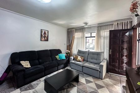 Casa à venda com 209m², 5 quartos e 2 vagas Casa à venda com 209m², 5 quartos e 2 vagasSala