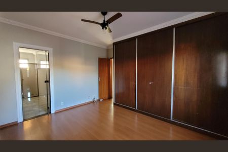 Casa para alugar com 140m², 3 quartos e sem vaga Casa para alugar com 140m², 3 quartos e sem vagaSuíte