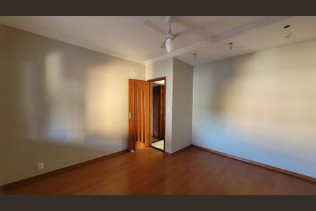 Casa para alugar com 140m², 3 quartos e sem vaga Casa para alugar com 140m², 3 quartos e sem vagaQuarto 1