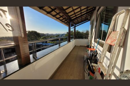 Varanda de casa para alugar com 3 quartos, 140m² em Brasiléia, Betim